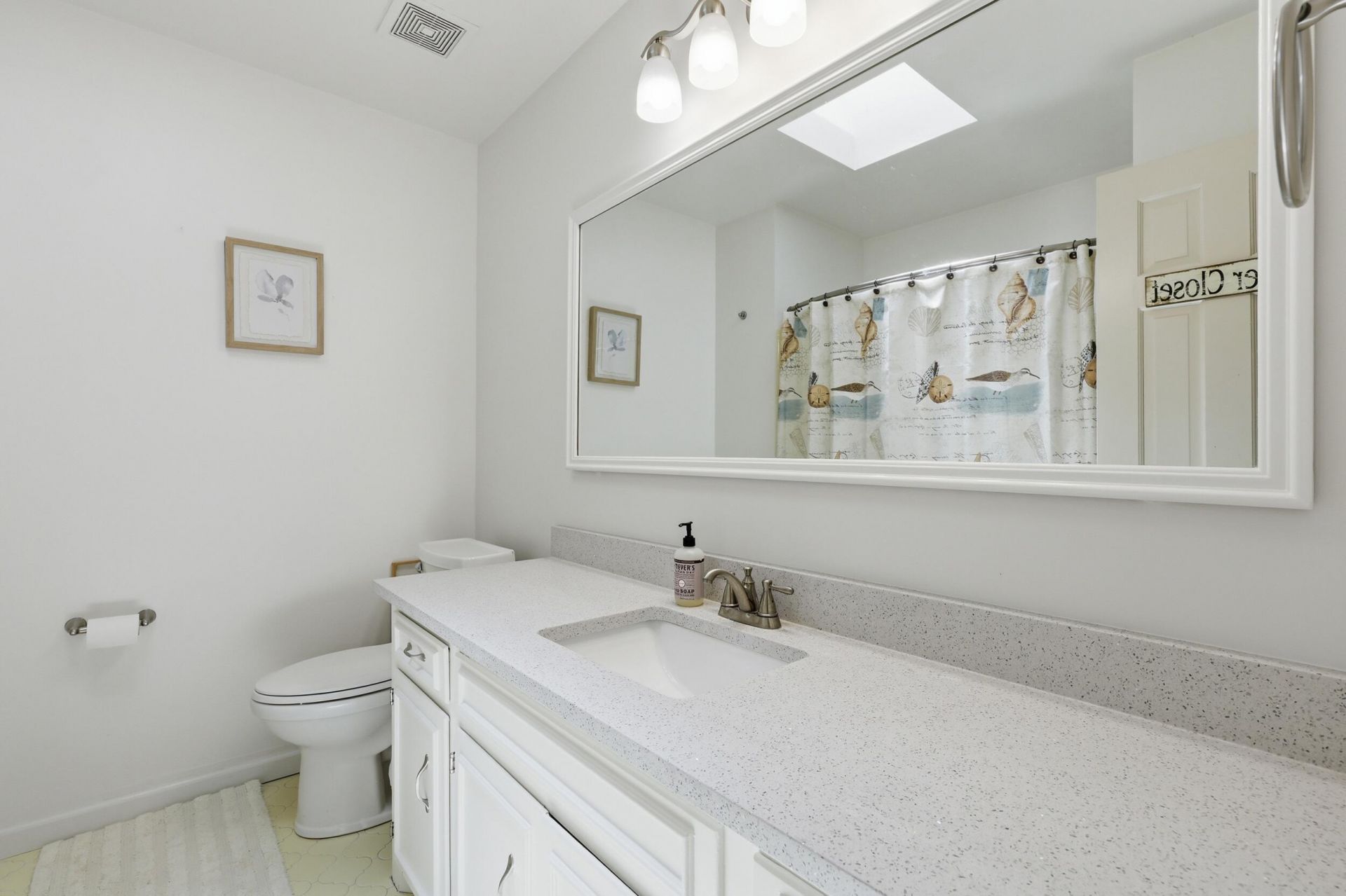 210 Fort Street Photo 23