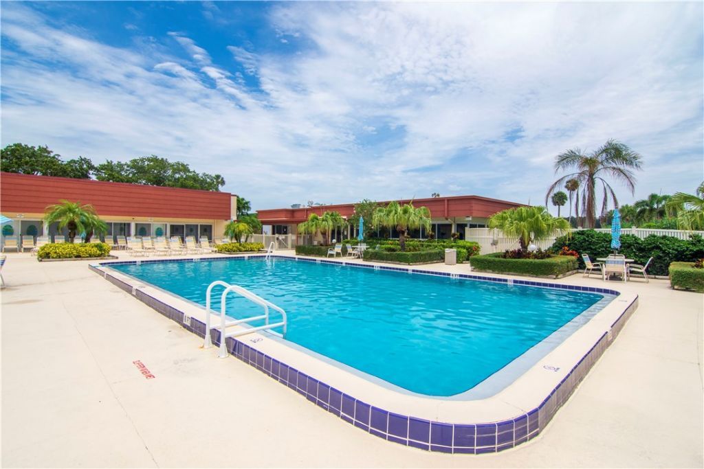 61 Woodland Drive, Unit 106, Vero Beach, FL 32692 Photo