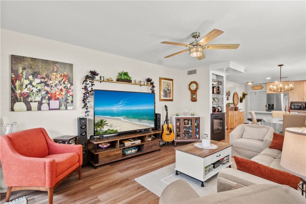 61 Woodland Drive, Unit 107, Vero Beach, FL 32962 Photo