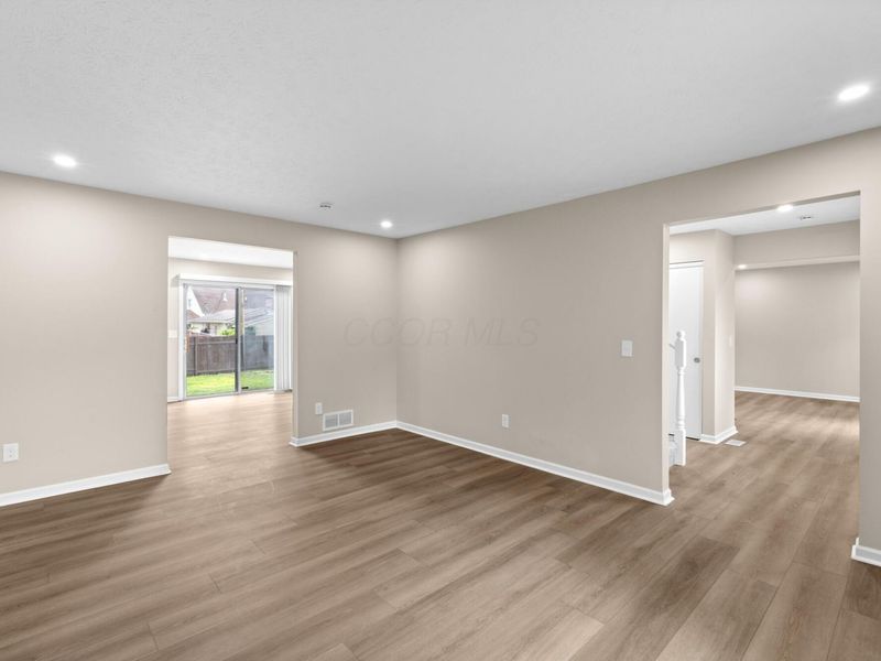 4999 Doral Avenue , Columbus, OH 43213 Photo 13