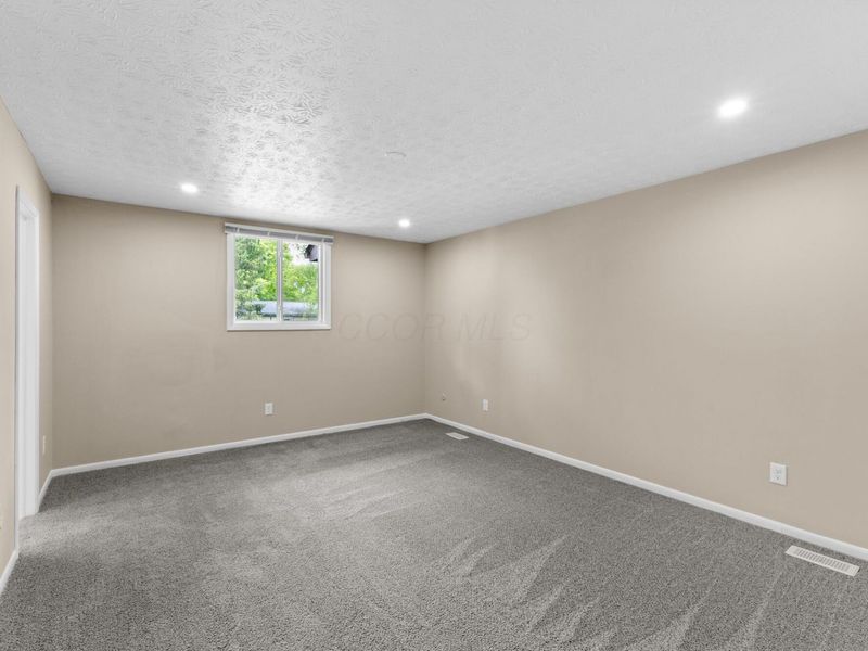 4999 Doral Avenue , Columbus, OH 43213 Photo 31
