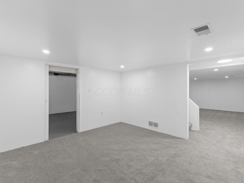 4999 Doral Avenue , Columbus, OH 43213 Photo 50