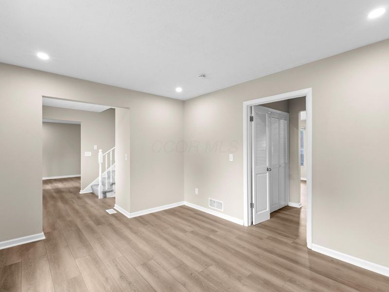 4999 Doral Avenue , Columbus, OH 43213 Photo 9