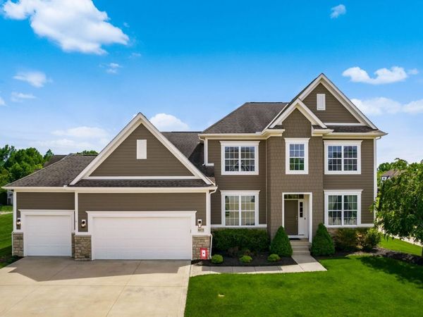 8075 Roseland Terrace, Pickerington, OH 43147