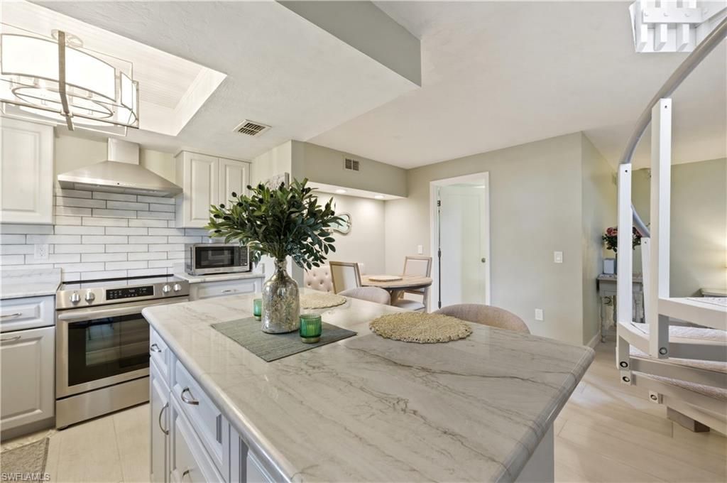 16001 Amberwood Lake Ct, Unit 1, Fort Myers, FL 33908 Photo