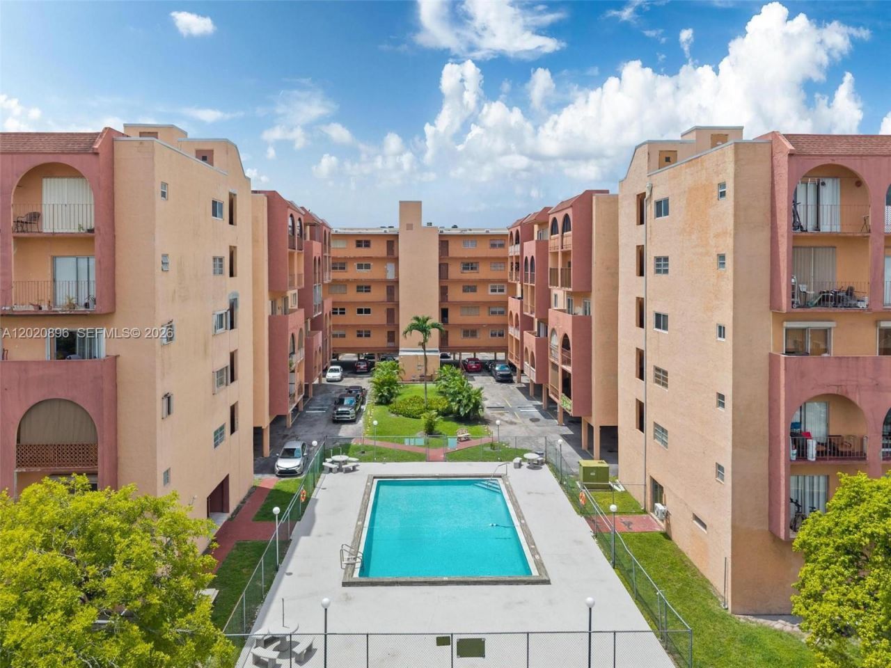 440 E 23rd St, Unit 1405, Hialeah, FL 33013 Photo