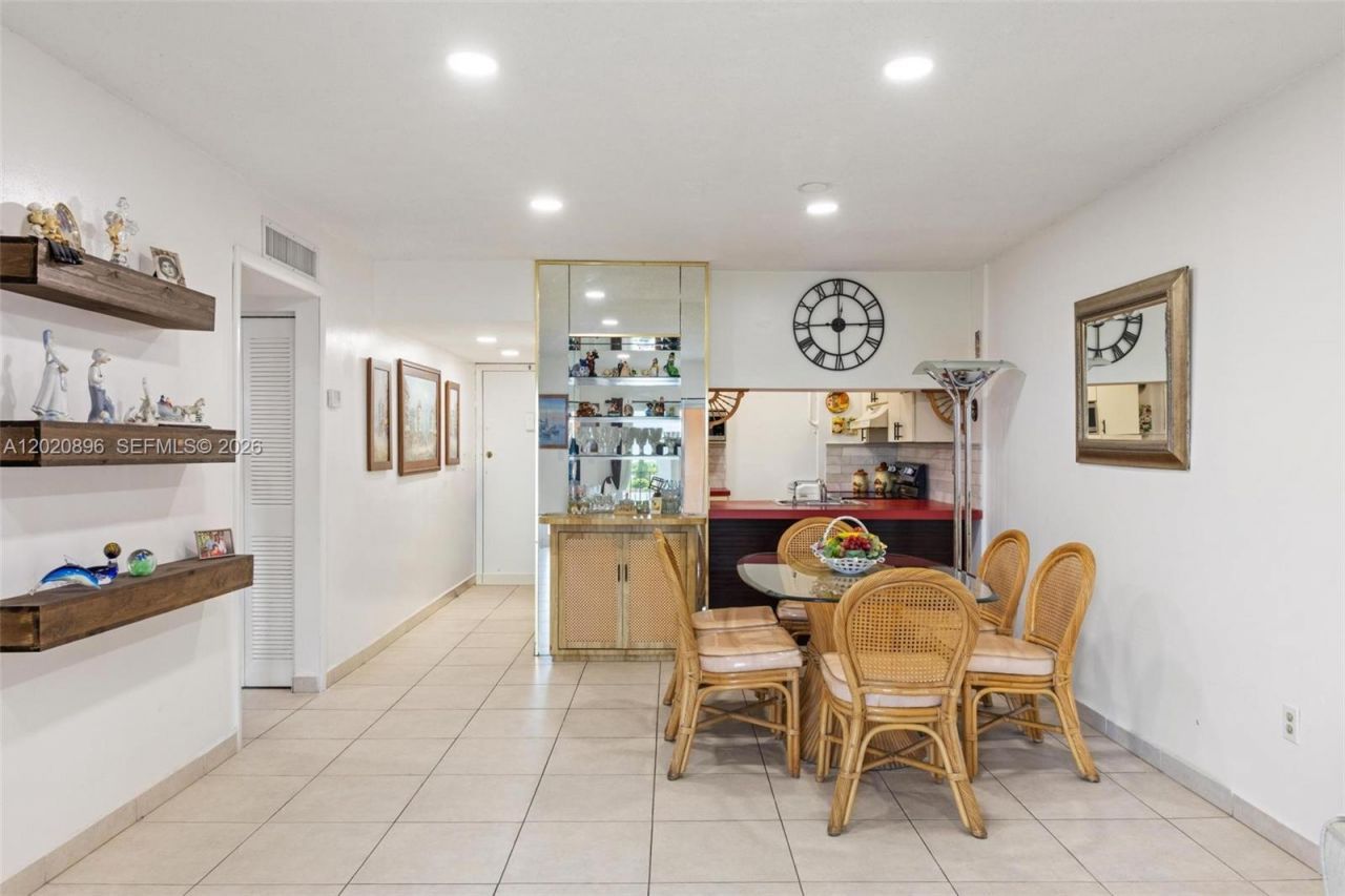 440 E 23rd St, Unit 1405, Hialeah, FL 33013 Photo