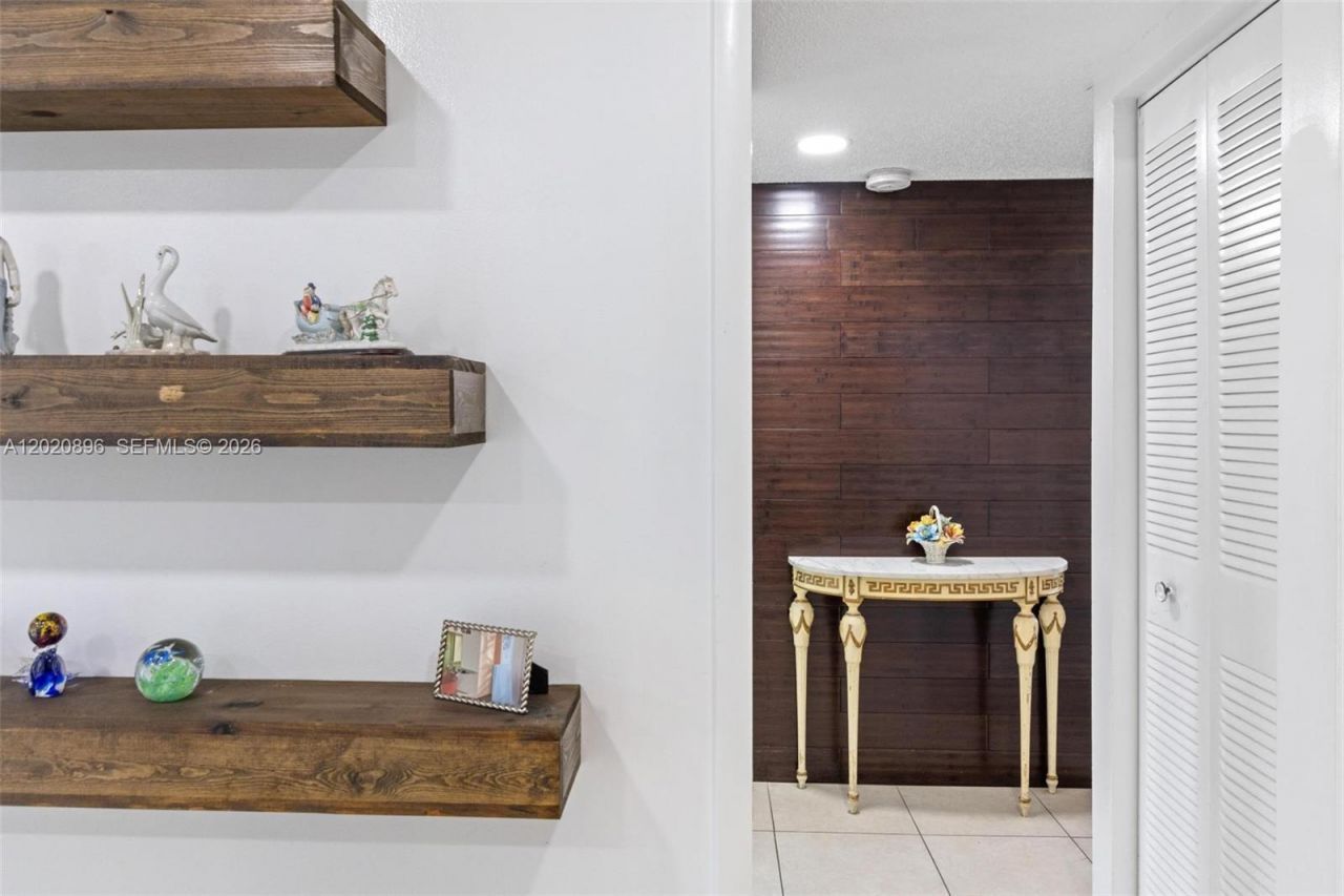 440 E 23rd St, Unit 1405, Hialeah, FL 33013 Photo
