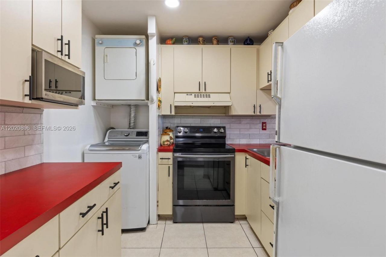 440 E 23rd St, Unit 1405, Hialeah, FL 33013 Photo