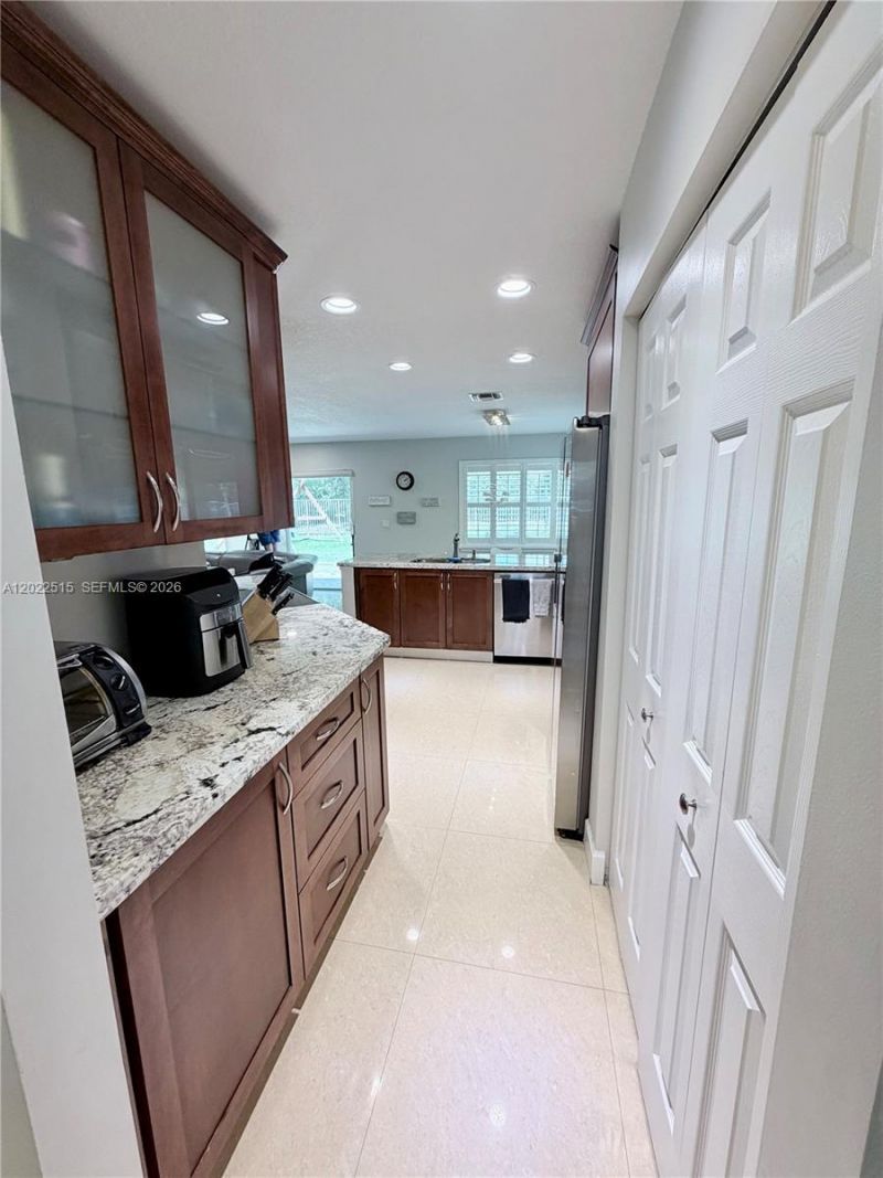 4020 Sapphire Cv , Weston, FL 33331 Photo