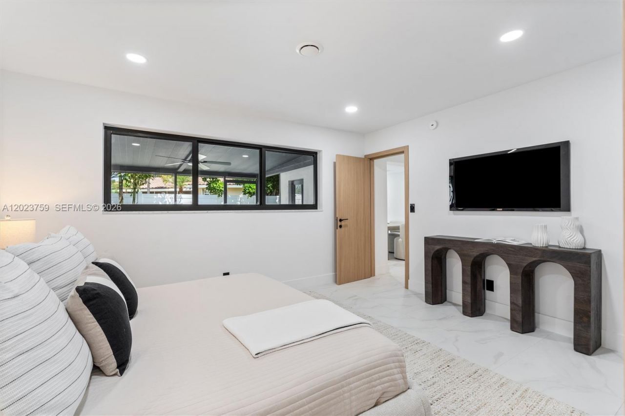 5170 NE 18th Ter , Fort Lauderdale, FL 33308 Photo