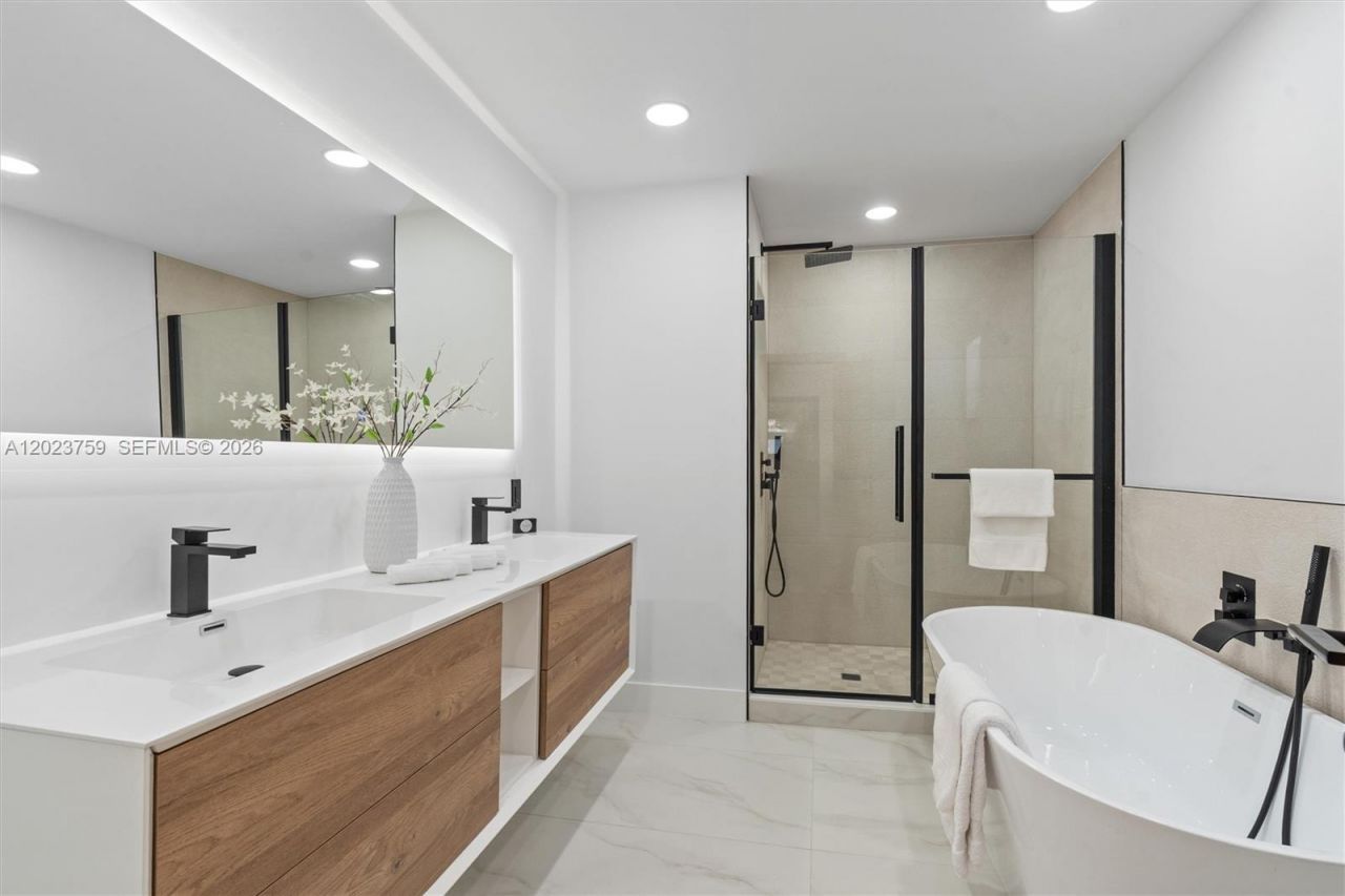 5170 NE 18th Ter , Fort Lauderdale, FL 33308 Photo