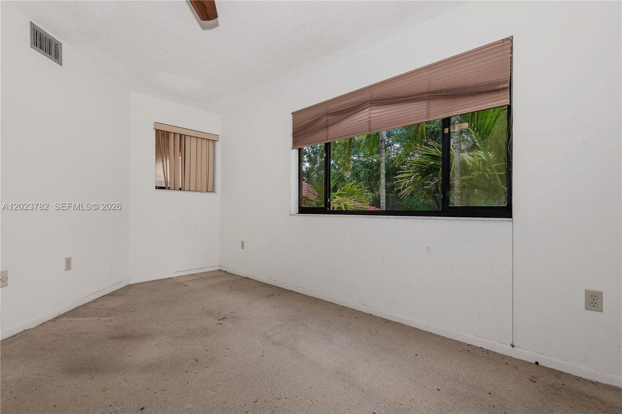 15525 N Miami Lakeway N, Unit 205-8, Miami Lakes, FL 33014 Photo