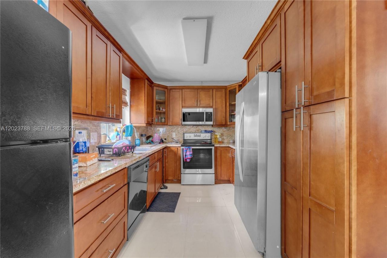 329 NW 13th St , Homestead, FL 33030 Photo
