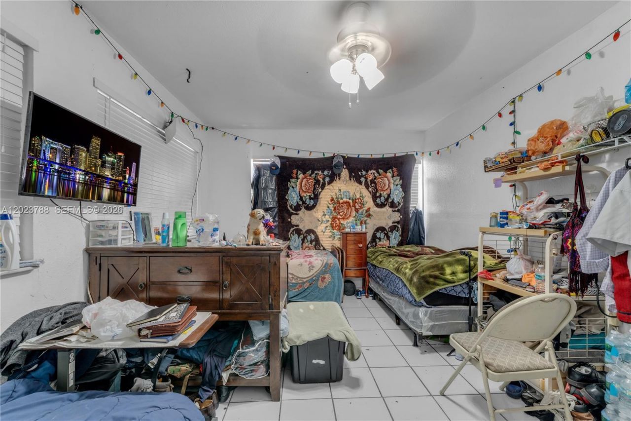 329 NW 13th St , Homestead, FL 33030 Photo