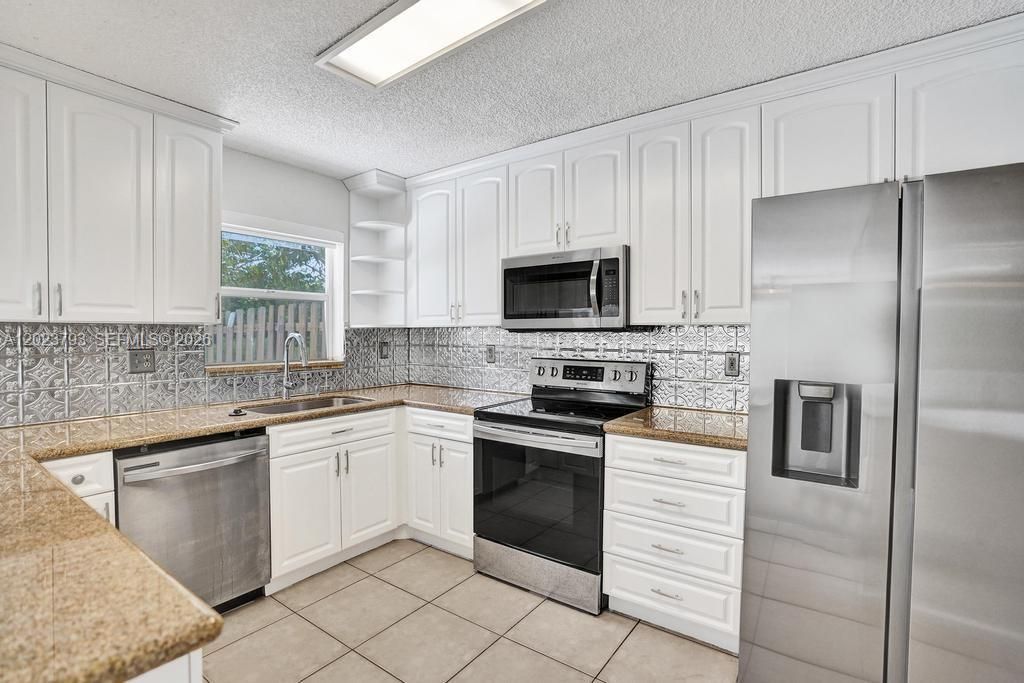 21461 Sawmill Ct, Boca Raton, FL 33498 Photo