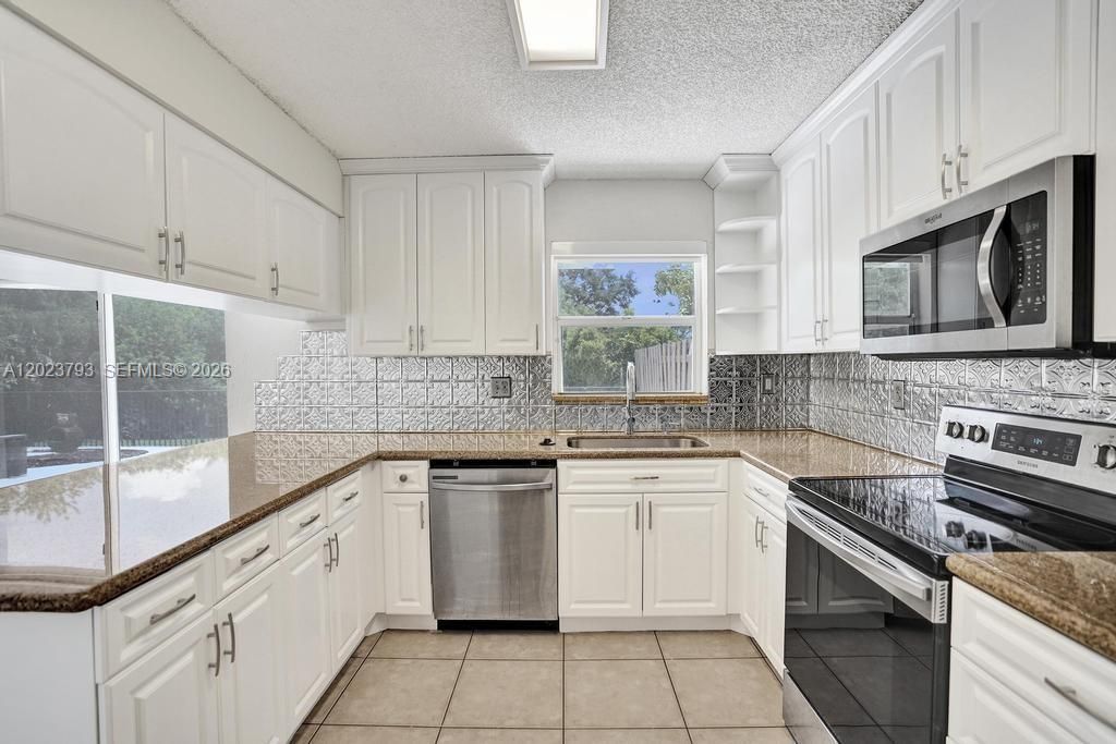 21461 Sawmill Ct, Boca Raton, FL 33498 Photo