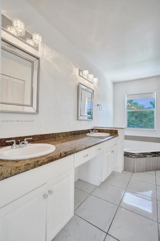 21461 Sawmill Ct, Boca Raton, FL 33498 Photo