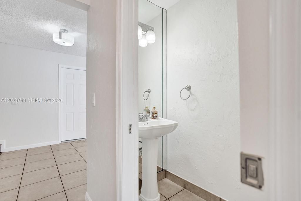 21461 Sawmill Ct, Boca Raton, FL 33498 Photo