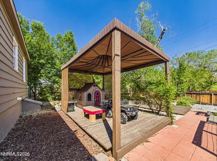 988 Gear Street, Reno, NV 89503 Photo