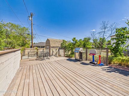 988 Gear Street, Reno, NV 89503 Photo