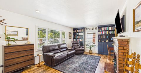 988 Gear Street, Reno, NV 89503 Photo