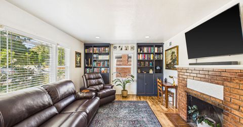 988 Gear Street, Reno, NV 89503 Photo
