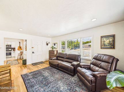 988 Gear Street, Reno, NV 89503 Photo