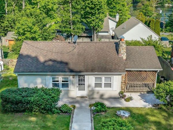 70 Tamarack Trail, HARDYSTON, NJ 07460