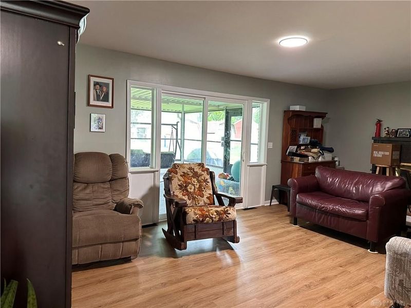 1069 Whitestone Road, Xenia, OH 45385 Photo 5