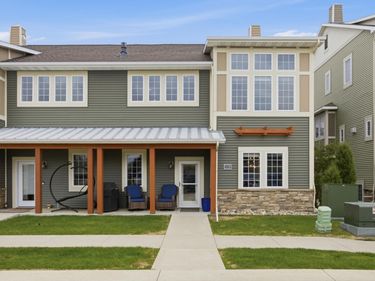 523 33rd Way E, Unit B, West Fargo, ND 58078