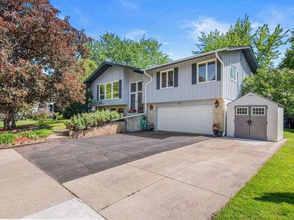 344 Thompson Avenue W, West Saint Paul, MN 55118