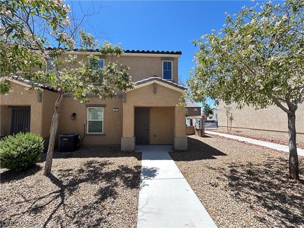 4552 Dover Straight Street , Las Vegas, NV 89115