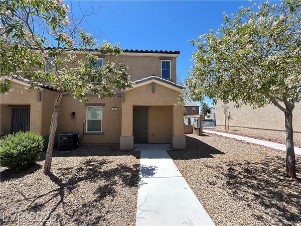 4552 Dover Straight Street , Las Vegas, NV 89115