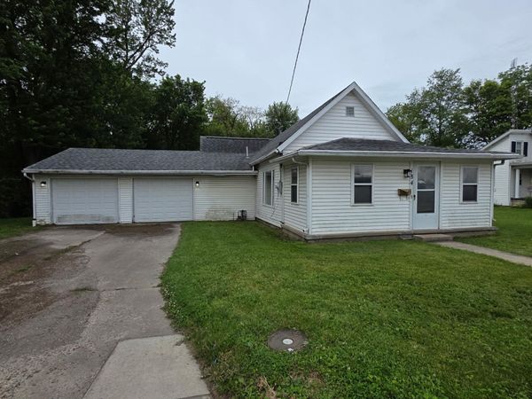 134 E Carl Street, Winchester, IN 47394