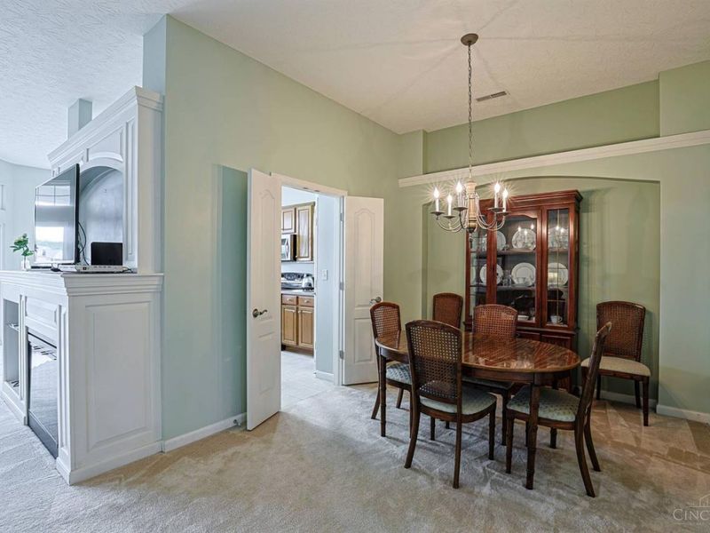 1612 Lakeshore Drive, Monroe, OH 45050 Photo 8