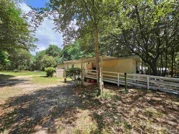 8846 John Hamm Rd, Milton, FL 32583