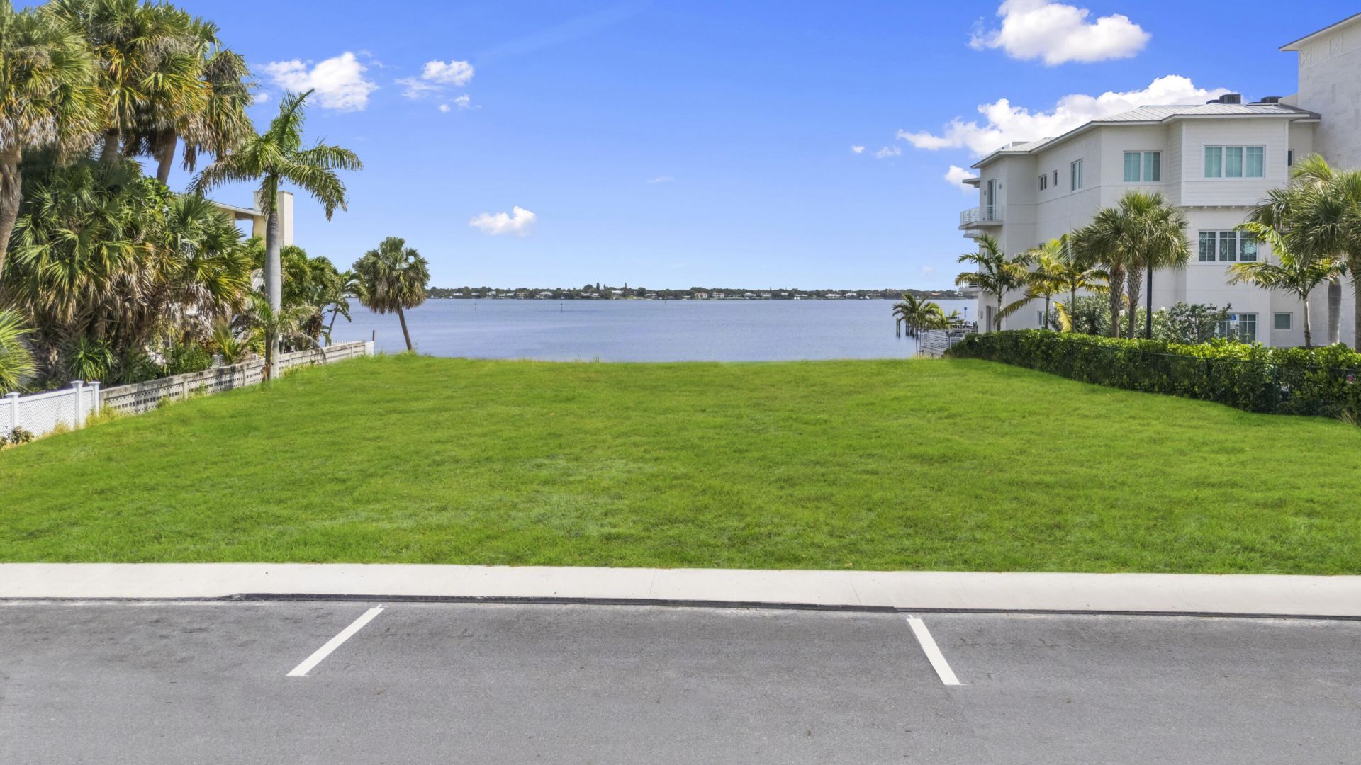 39 SE Seminole Street, Stuart, FL 34994 Photo