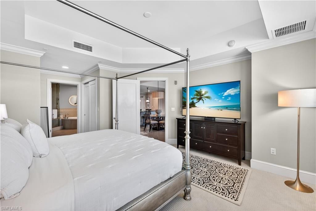 9115 Strada Pl , Unit 5504, Naples, FL 34108 Photo