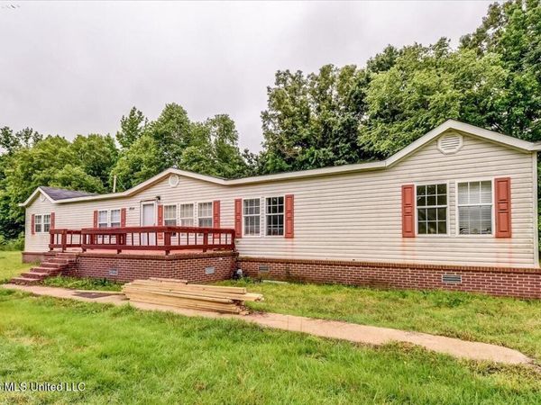 864 Chulahoma Road, Holly Springs, MS 38635
