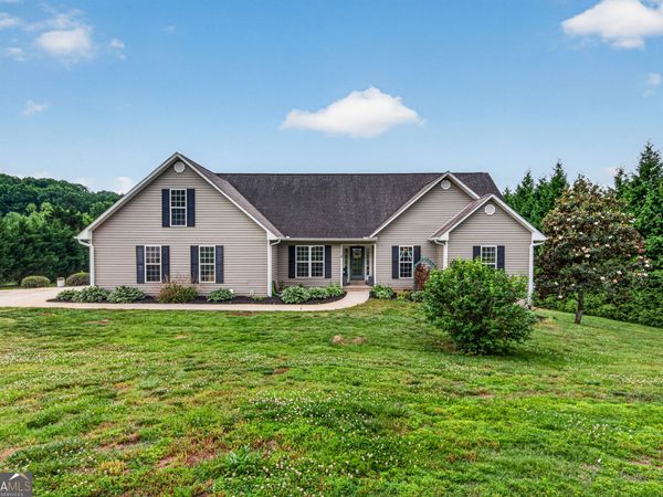 221 Grand Magnolia Lane, Clarkesville, GA 30523