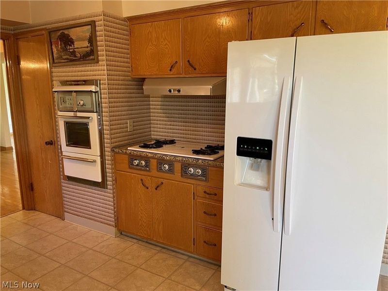 729 E Parkhaven Drive , Seven Hills, OH 44131 Photo 14