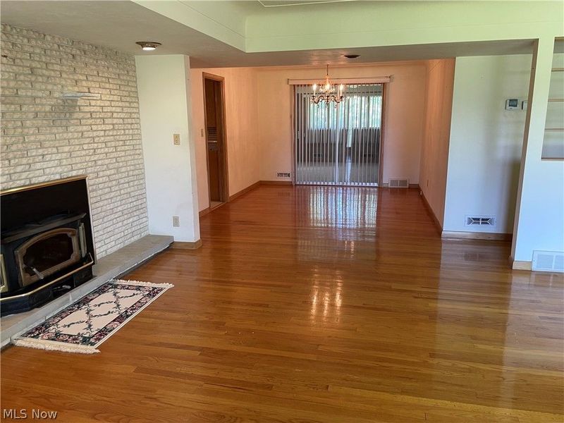 729 E Parkhaven Drive , Seven Hills, OH 44131 Photo 4