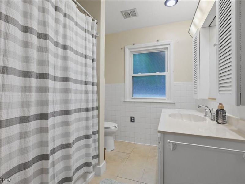 765 Ewing Road , Youngstown, OH 44512 Photo 8