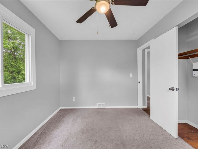 16605 Glenpark Avenue , Cleveland, OH 44128 Photo 13