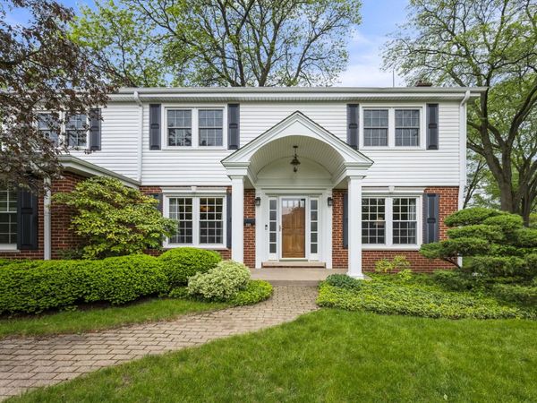 703 E Thomas Street , Arlington Heights, IL 60004