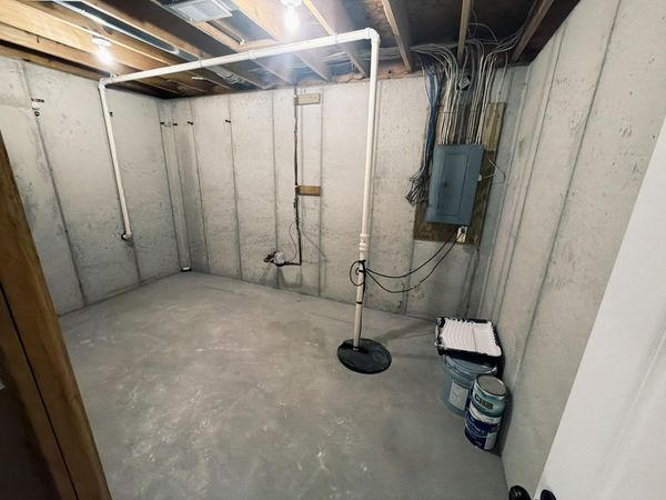 1440 Woodlawn Cmns, Unit 10, Grand Haven, MI 49417