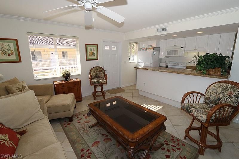 480 5th St S, Unit 202, Naples, FL 34102 Photo