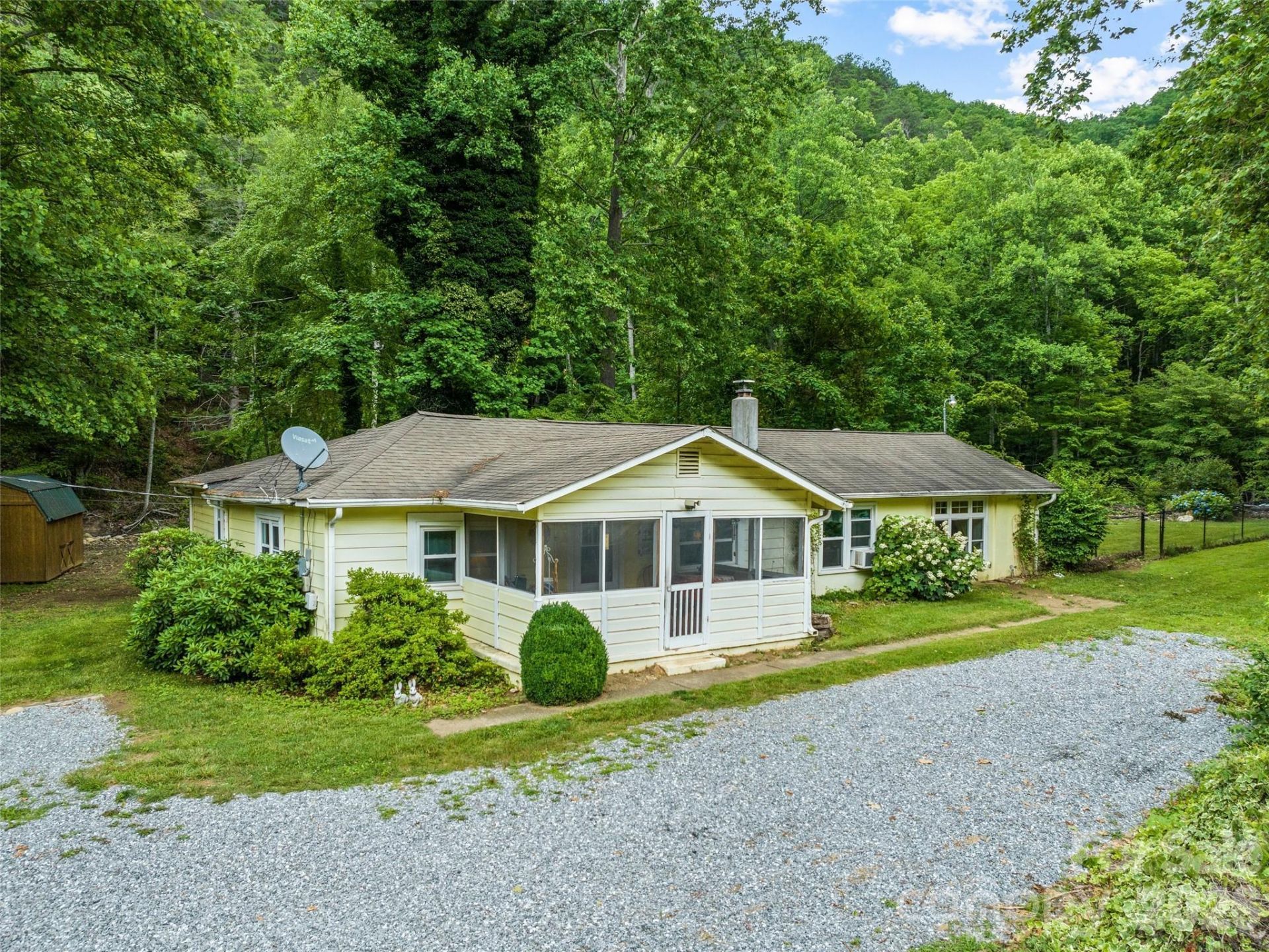 449 Little East Fork Road, Canton, NC 28716 Main Photo