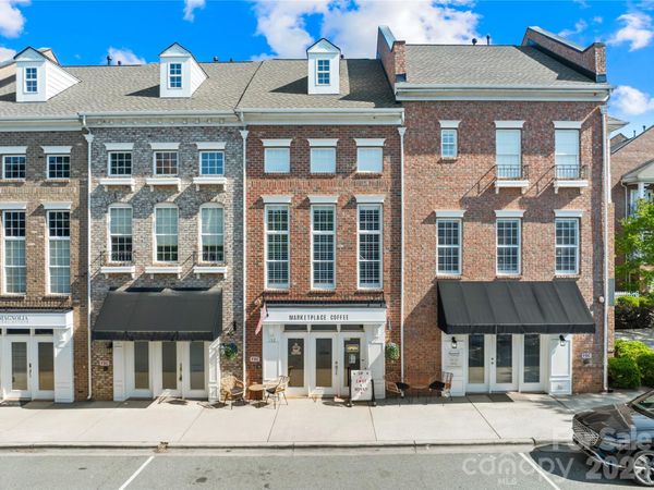 132 Market Place Avenue , Mooresville, NC 28117